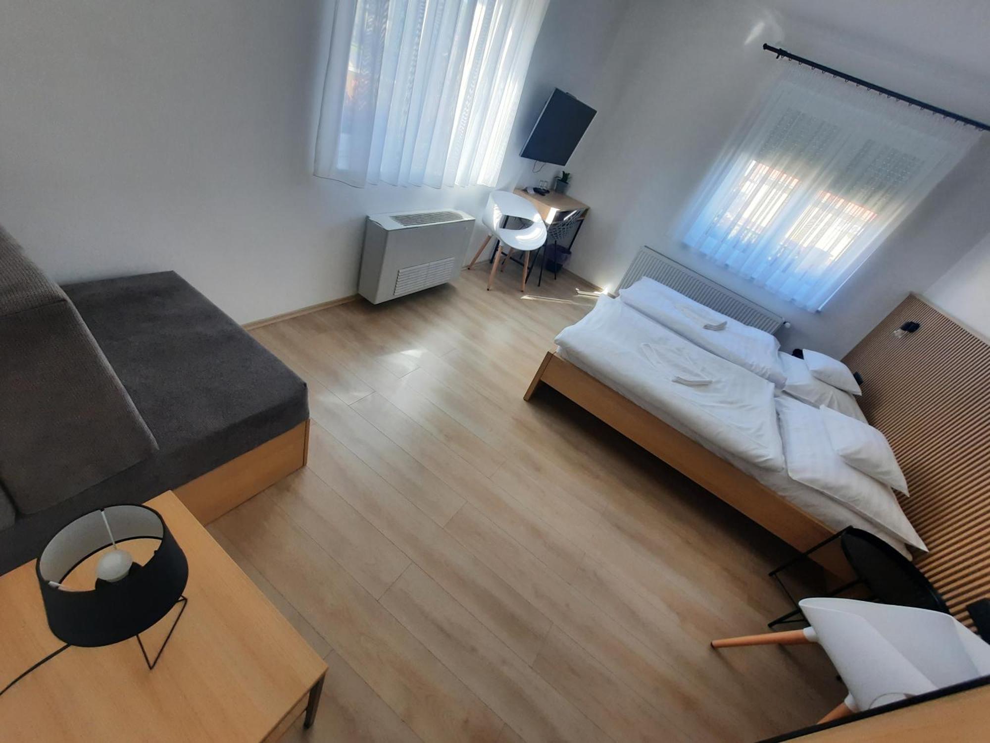Sovirag Termal Panzio Otel Hajdúnánás Dış mekan fotoğraf