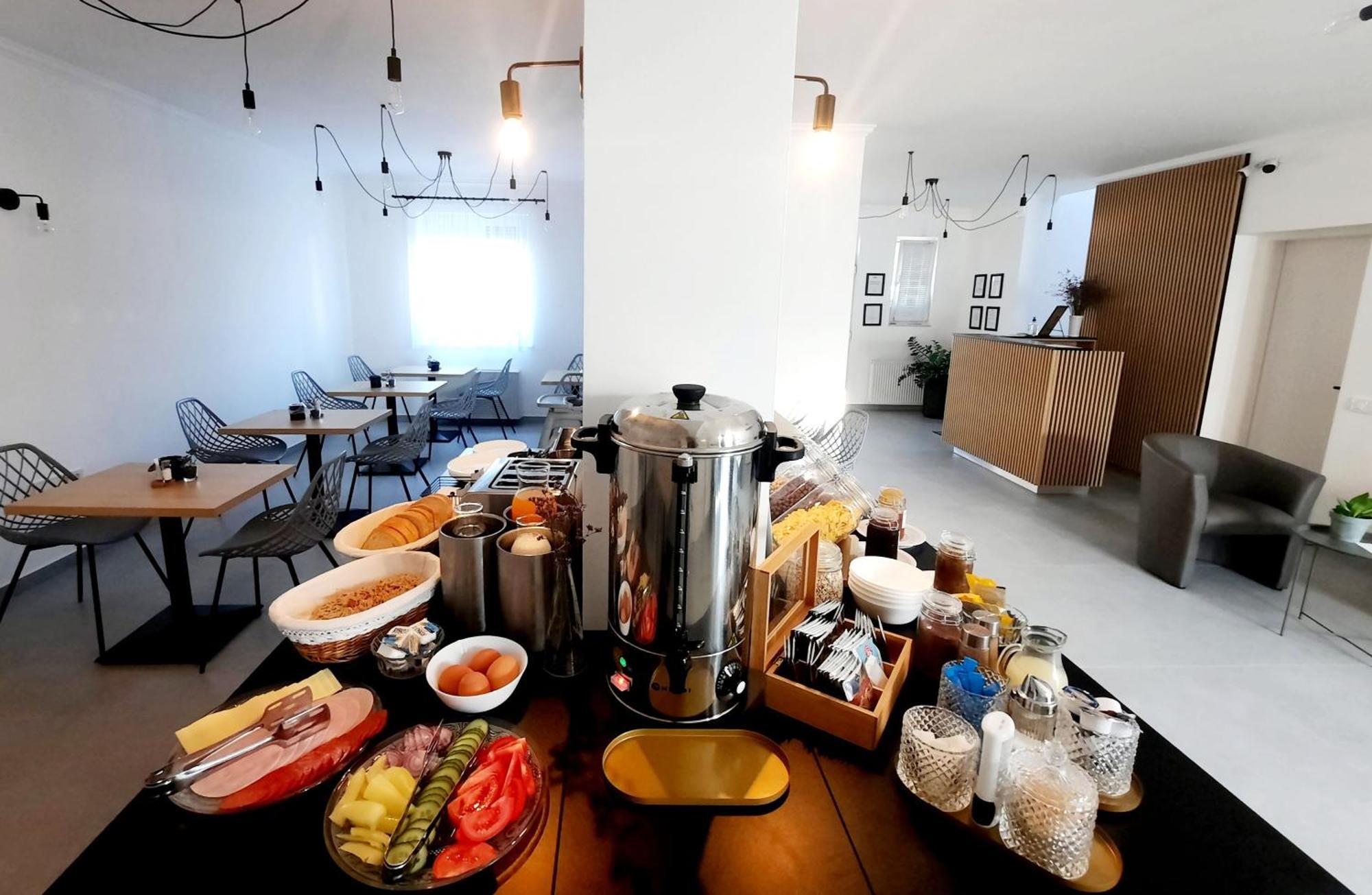 Sovirag Termal Panzio Otel Hajdúnánás Dış mekan fotoğraf