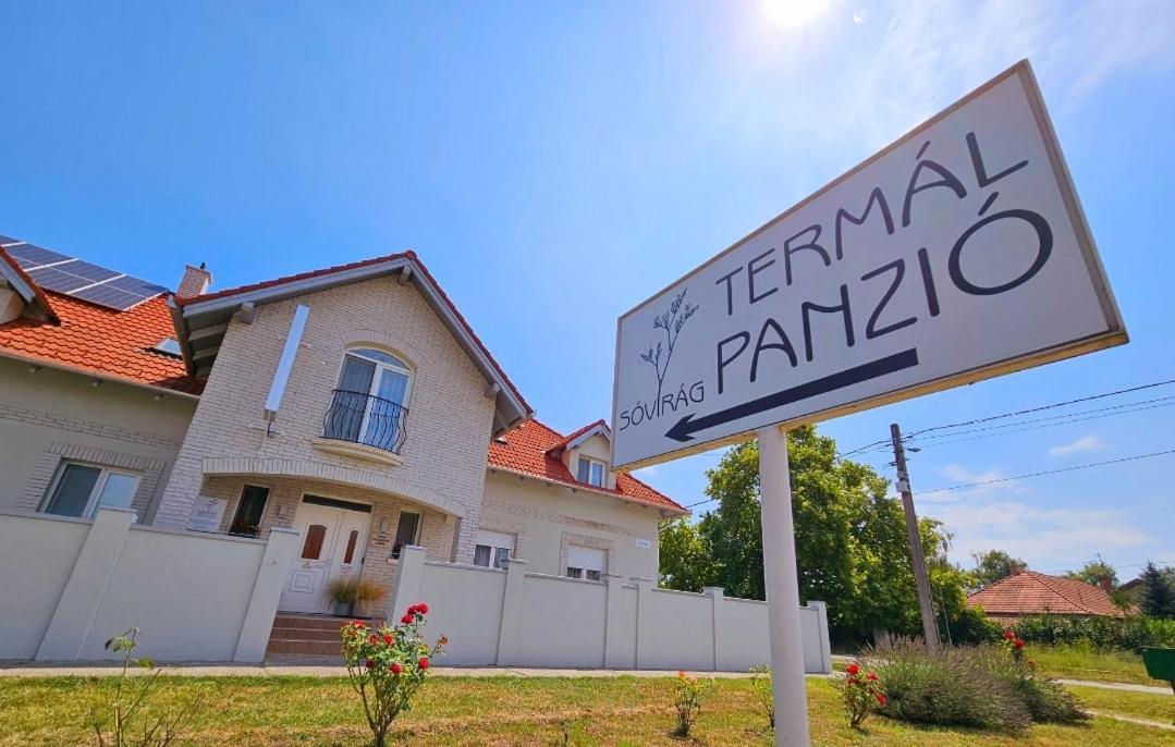 Sovirag Termal Panzio Otel Hajdúnánás Dış mekan fotoğraf