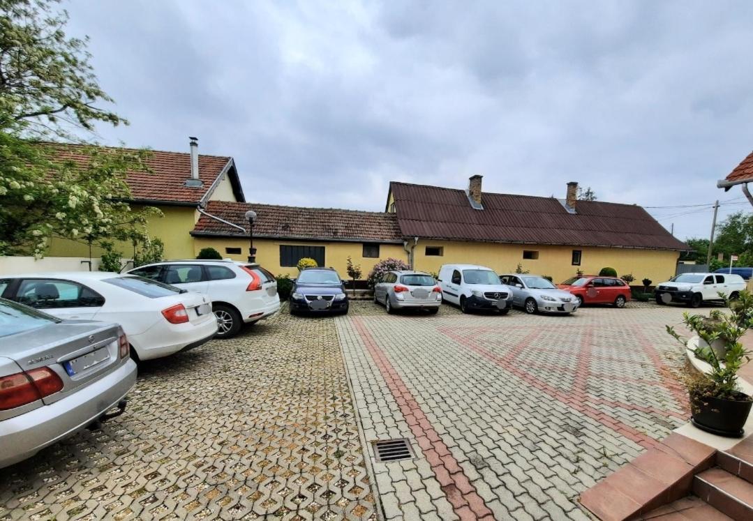 Sovirag Termal Panzio Otel Hajdúnánás Dış mekan fotoğraf